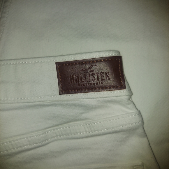 NWT Hollister Curvy High Rise Crop Super Sinny White Jeans size 7R - Picture 9 of 10